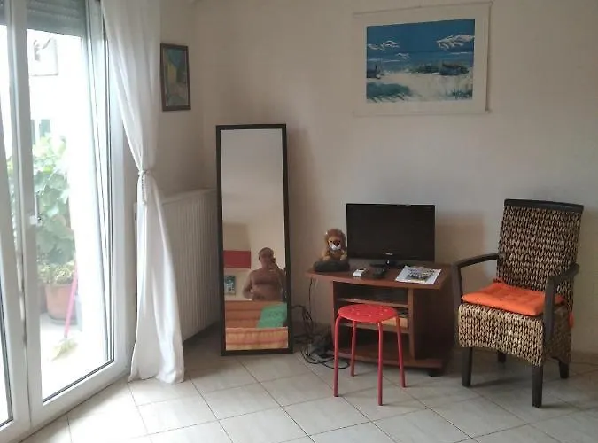 Independant Central Apartment